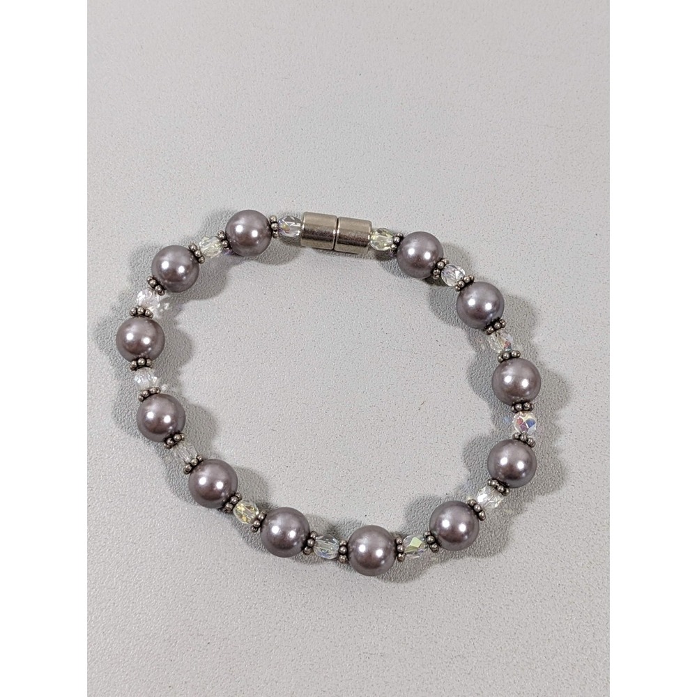 Gray Faux Pearl AB Bead Bracelet Silver Tone Magnetic Clasp 7"
